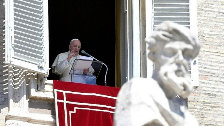 Πάπας Φραγκίσκος: Είμαι ακόμη ζωντανός, έστω και αν κάποιοι με ήθελαν νεκρό