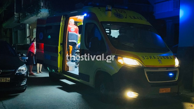 Θεσσαλονίκη: Πτώση 20χρονου από μπαλκόνι δευτέρου ορόφου Θεσσαλονίκη: Πτώση 20χρονου από μπαλκόνι δευτέρου ορόφου