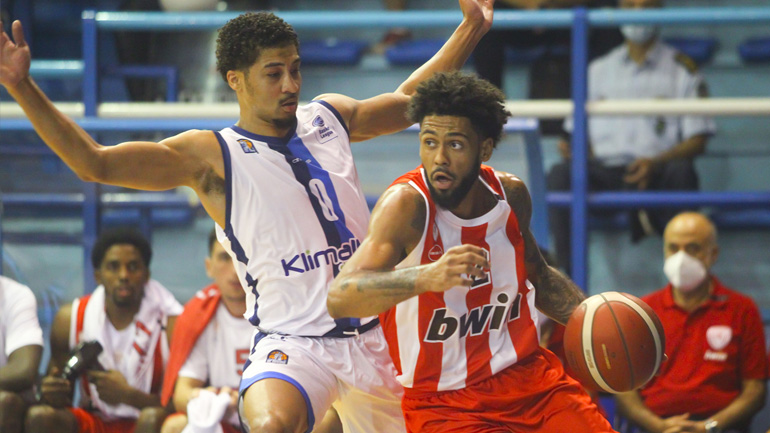 Μπάσκετ: Με περίπατο στα προημιτελικά του Κυπέλλου ο Ολυμπιακός, 90-55 τον Ηρακλή