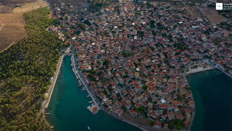 Το μαγευτικό Γαλαξίδι όπως δεν το έχετε ξαναδεί