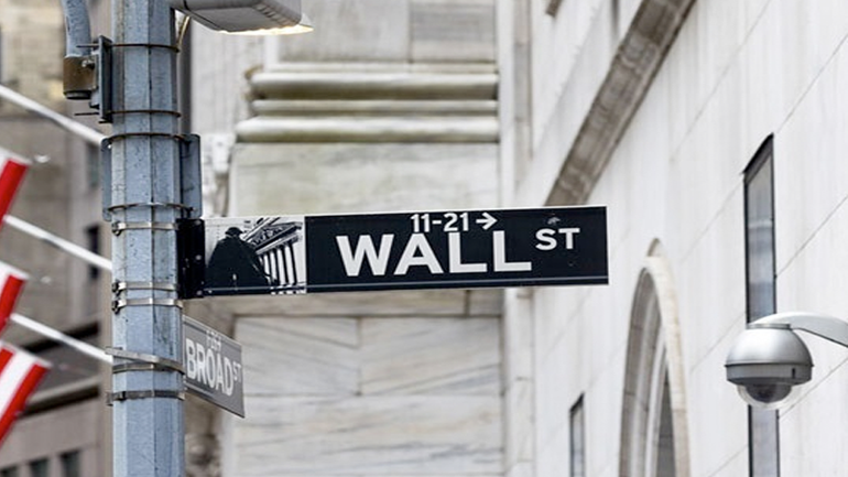 Η ομιλία Πάουελ ωθεί ανοδικά τη Wall Street