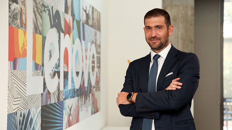 Ο Βασίλης Παλαιολόγος Enterprise and Public Sector Sales Manager της Lenovo για Ελλάδα και Κύπρο