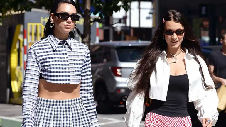 Τα stylish looks της Bella Hadid και της Dua Lipa στο baby party της κόρης της Gigi Hadid