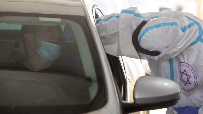 Ισραήλ: Μόνο με αρνητικό rapid test οι ανεμβολίαστοι εκπαιδευτικοί στα σχολεία