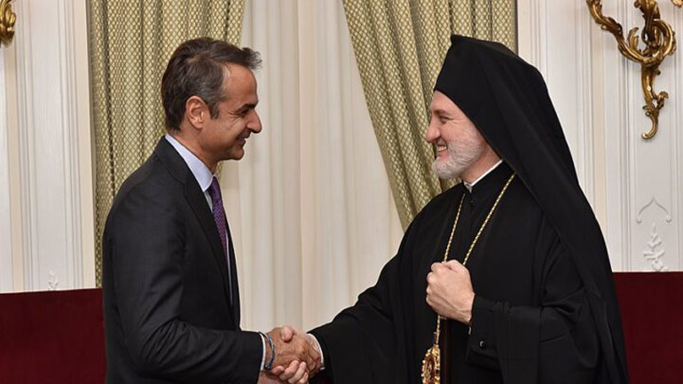 Διπλωματικό παρασκήνιο για να πραγματοποιηθεί συνάντηση Μητσοτάκη-Ελπιδοφόρου