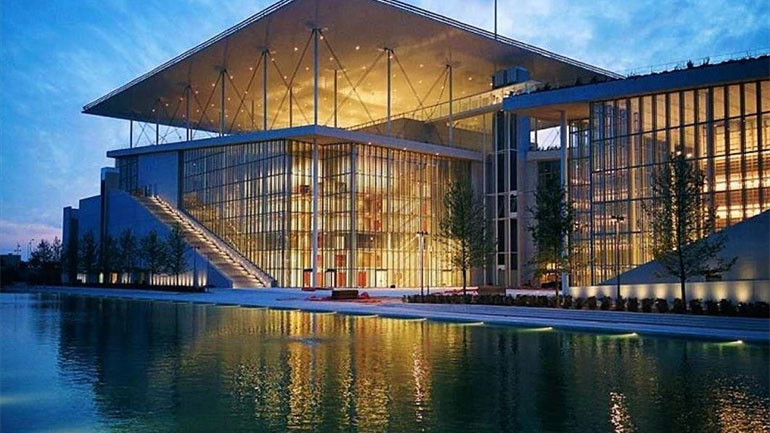 «Η εκπληκτική αναγέννηση της Όπερας της Αθήνας» – Το πρωτοσέλιδο αφιέρωμα της Le Figaro στην Εθνική Λυρική Σκηνή