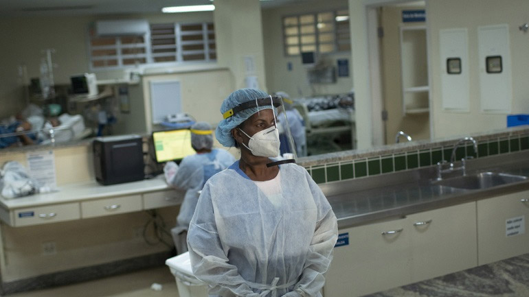 Covid-19: 699 θάνατοι το τελευταίο 24ωρο στη Βραζιλία