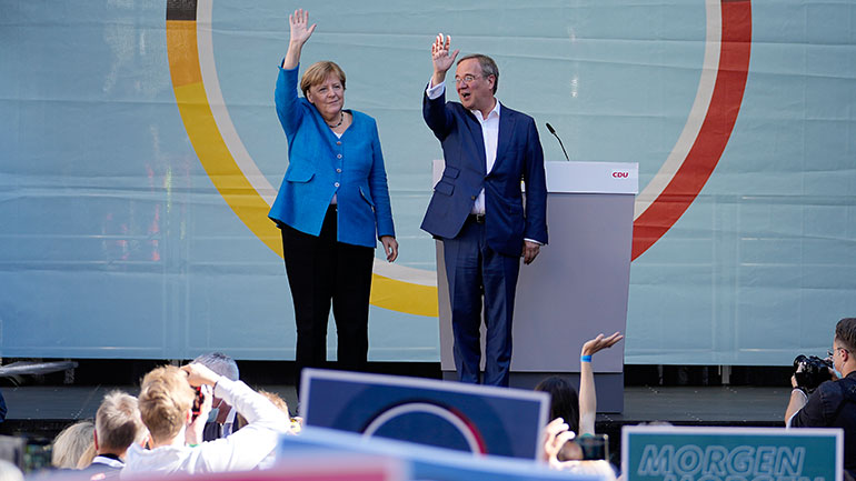 Γερμανία: H τελευταία προεκλογική συγκέντρωση της Μέρκελ – Κάλεσμα για ψήφο στον Λάσετ