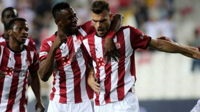 Τουρκία: Τέταρτο γκολ για τον Γούτα με τη Σιβασπόρ