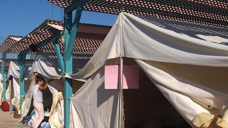 Χανιά: Στις κατασκηνώσεις Καλαθά οι μετανάστες που εντοπίσθηκαν σε ξύλινο σκάφος