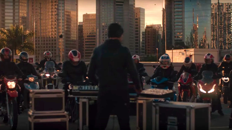 Η μελωδία της ευτυχίας από κινητήρες μοτοσικλετών Honda