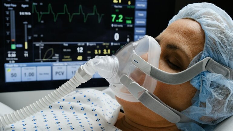 Ελληνοϊταλική πρόταση για την αντιμετώπιση της πνευμονίας COVID-19 δείχνει 55% μείωση των θανάτων 