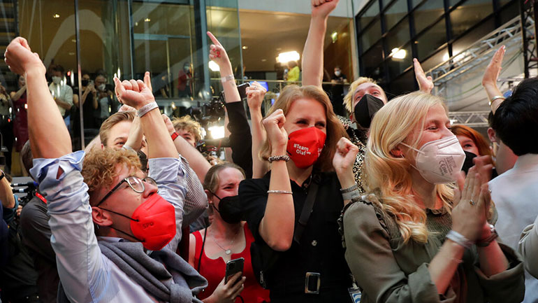 Εκλογές στη Γερμανία: Επικρατούν με το 25,7% των ψήφων οι Σοσιαλδημοκράτες (SPD)