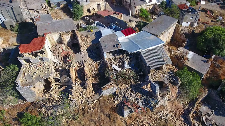 Ο μετασεισμός των 5,3 Ρίχτερ ολοκλήρωσε την καταστροφή