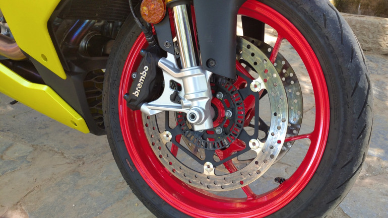 Φρένα από άλλο... πλανήτη με τρομερή δύναμη και αίσθηση.