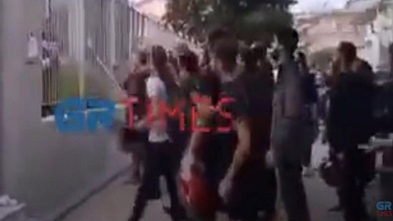Επεισόδια στη Θεσσαλονίκη: Βγήκαν καδρόνια έξω από ΕΠΑΛ στη Σταυρούπολη