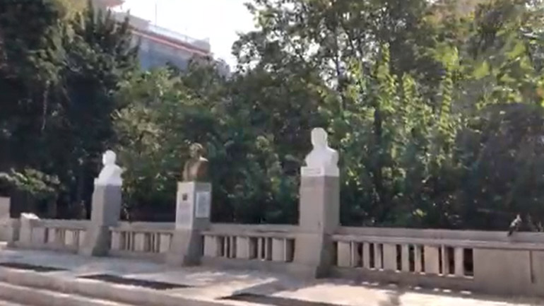 Οι σειρήνες του πολέμου ηχούν στην Πλατεία Κολωνακίου