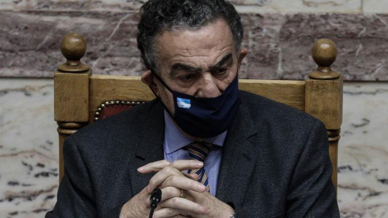 Τα ανοιχτά μικρόφωνα στη Βουλή «πρόδωσαν» τον Χαράλαμπο Αθανασίου