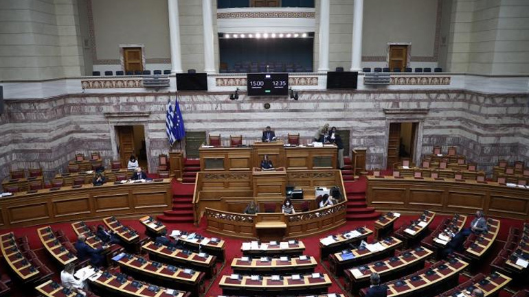 Tην άρση ασυλίας του βουλευτή του ΣΥΡΙΖΑ Διονύση Καλαματιανού εισηγείται η Επιτροπή Δεοντολογίας