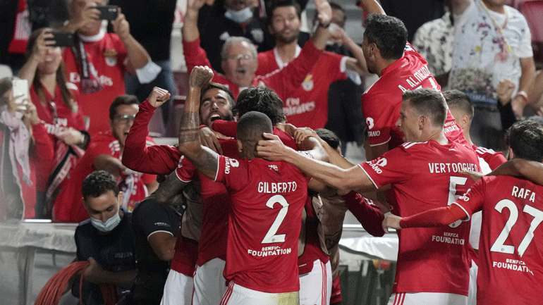 Champions League: Μεγάλη νίκη για την Μπενφίκα, 3-0 την Μπαρτσελόνα