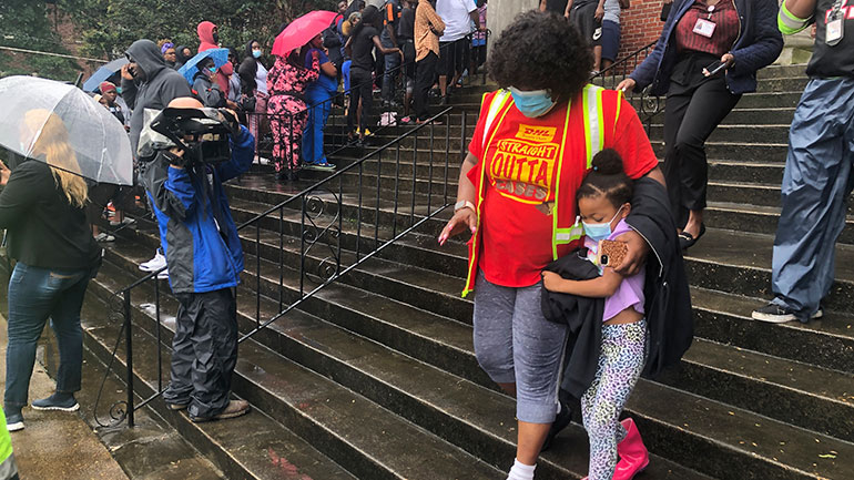 ΗΠΑ: Πυροβολισμοί σε σχολείο του Μέμφις – Σε κρίσιμη κατάσταση ένας μαθητής