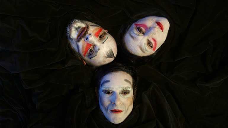 «Ρασόμον – Η εκδοχή της αλογόμυγας» στο Θέατρο 104