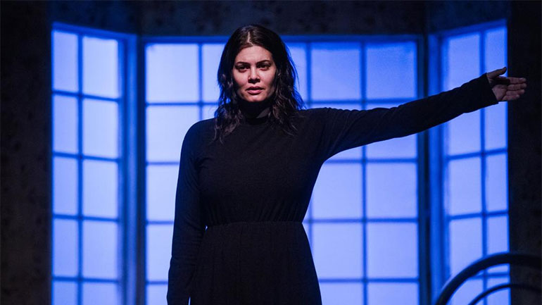 «Τζόρνταν» με τη Μαρία Κορινθίου στο Θέατρο Αυλαία