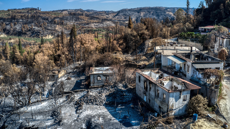 Στήθηκε κομπίνα με τις αποζημιώσεις των πυρόπληκτων