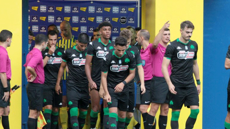 Παναθηναϊκός: Έγιναν επαγγελματίες Κούτσιας και Οικονομάκης