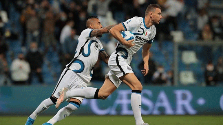 Η Ίντερ νίκησε με ανατροπή 2-1 την Σασουόλο