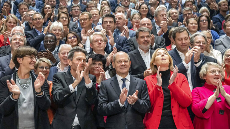 Γερμανία: Εφικτός ο σχηματισμός μιας τριμερούς κυβέρνησης συνασπισμού μέχρι το τέλος του 2021