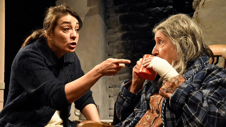 «Η Βασίλισσα της Ομορφιάς» σε σκηνοθεσία Ελένης Σκότη στο Σύγχρονο Θέατρο