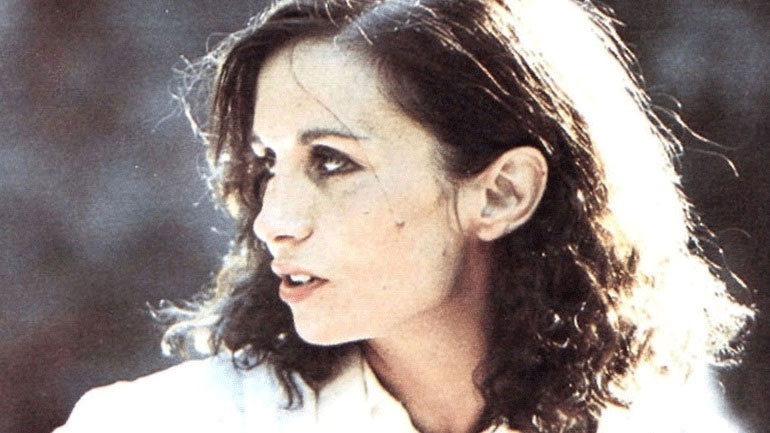 Κατερίνα Γώγου: Μια ασυμβίβαστη καλλιτέχνις που σημάδεψε μια ολόκληρη γενιά