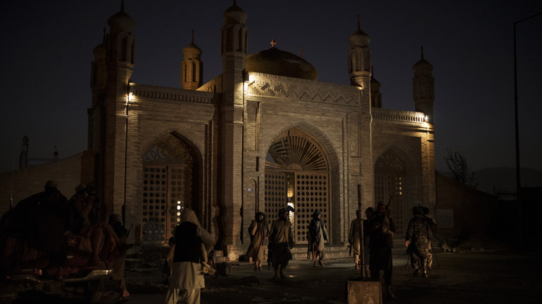 Αφγανιστάν: Φονική επίθεση στην Καμπούλ αμαύρωσε επινίκεια εκδήλωση των Ταλιμπάν