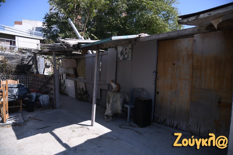 Εικόνες από τον καταυλισμό του φωτορεπόρτερ Νίκου Χριστοφάκη