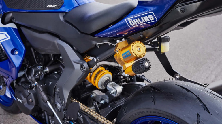 Πίσω ανάρτηση της Ohlins πλήρως ρυθμιζόμενη.