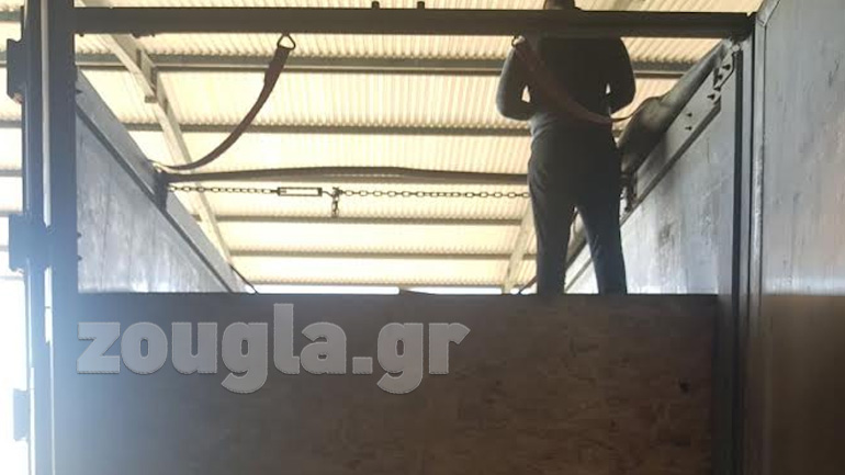 Εξαρθρώθηκε σπείρα που διακινούσε ποτά «μπόμπες»