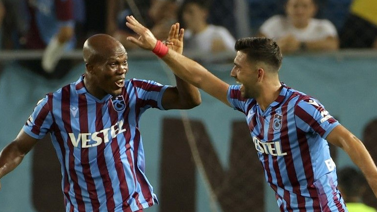 Αποθέωση Μπακασέτα από τα τουρκικά ΜΜΕ: «Είναι ο παίκτης που κάνει τη διαφορά στο πρωτάθλημα»