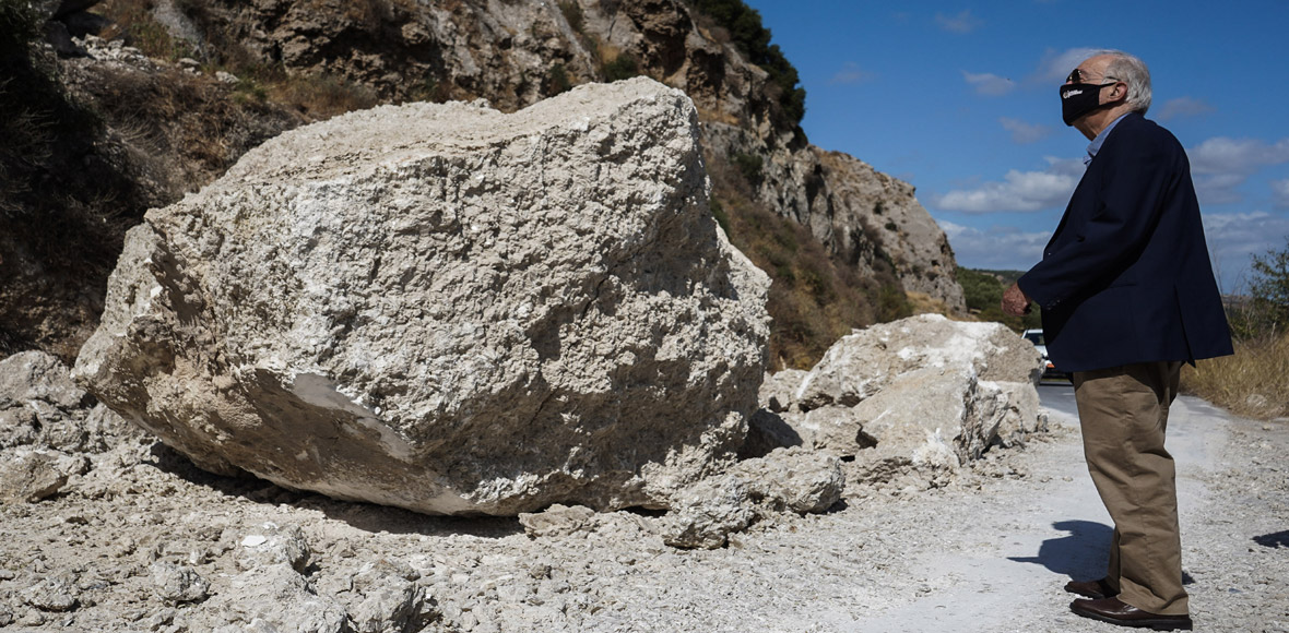 Ο σεισμός προκάλεσε και κατολισθήσεις