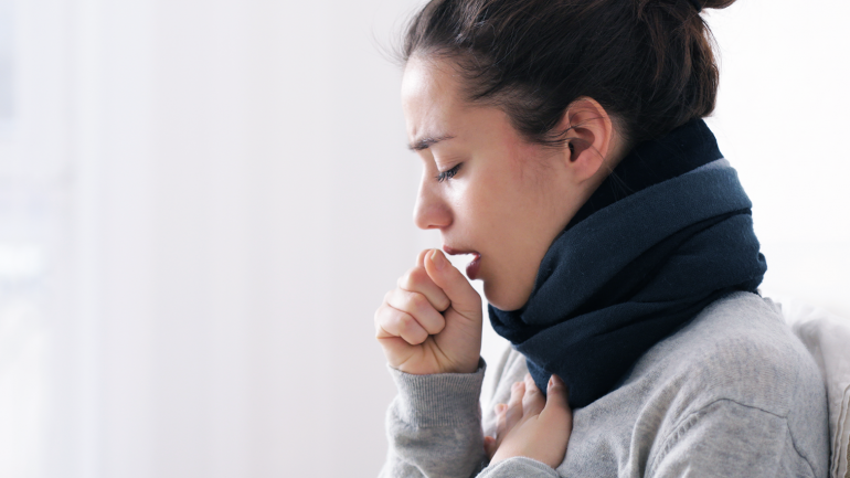 Το 80% των ασθενών Covid-19 ανακτούν τη γεύση και την όσφρησή τους σε ένα εξάμηνο