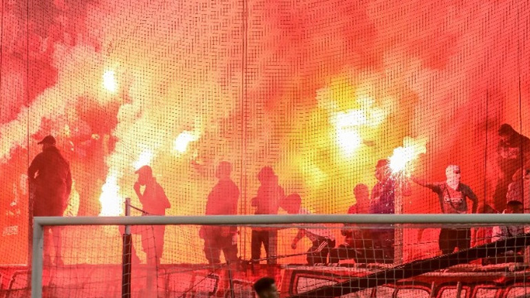 Δεν πάει άλλο με τις κροτίδες