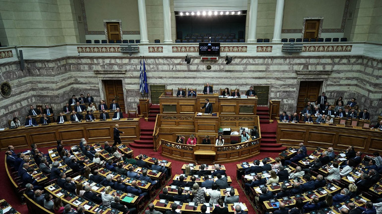 Αυλαία στη συζήτηση για την ελληνογαλλική συμφωνία με διαξιφισμούς Λαζαρίδη-Κατρούγκαλου