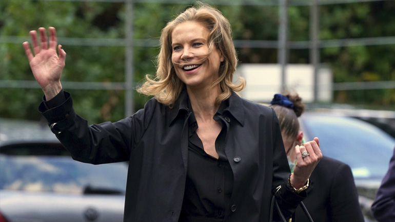 Η Αμάντα Στάβελι