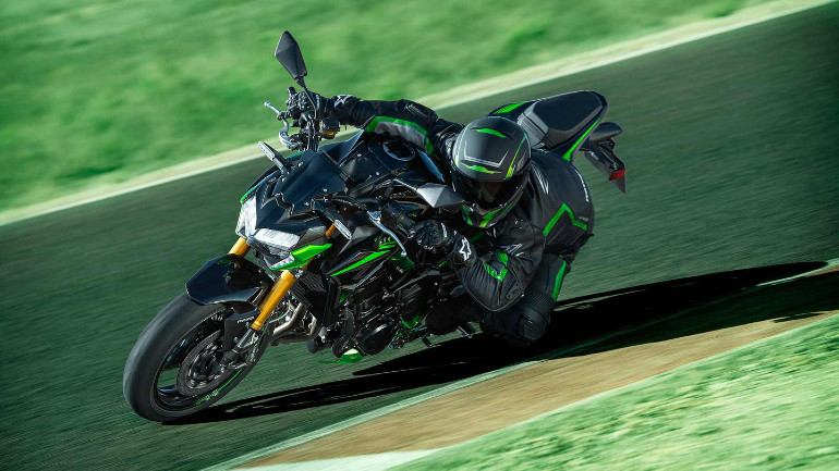 Το Z900 της Kawasaki αποκτά έκδοση SE για το 2022