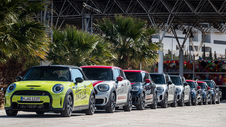 Μεγάλο το fun club των ΜΙΝΙ και στη χώρα μας