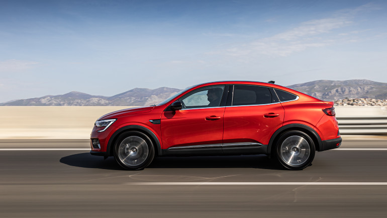 Αρκετά μεγάλο ύψος από το έδαφος και μεγάλοι τροχοί 18 ιντσών.