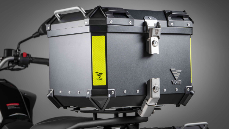 Πολύ ποιοτική αλουμινένια βαλίτσα για το 300DS.