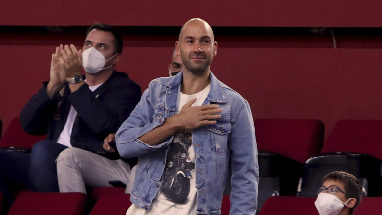 Ολυμπιακός: Αποθέωση για τον Σπανούλη στο ΣΕΦ