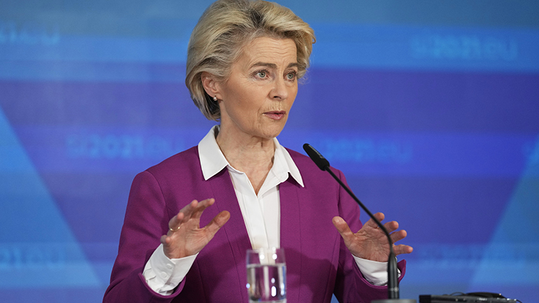 Ούρσουλα φον ντερ Λάιεν: Ανησυχώ βαθιά για την απόφαση του Πολωνικού Συνταγματικού Δικαστηρίου