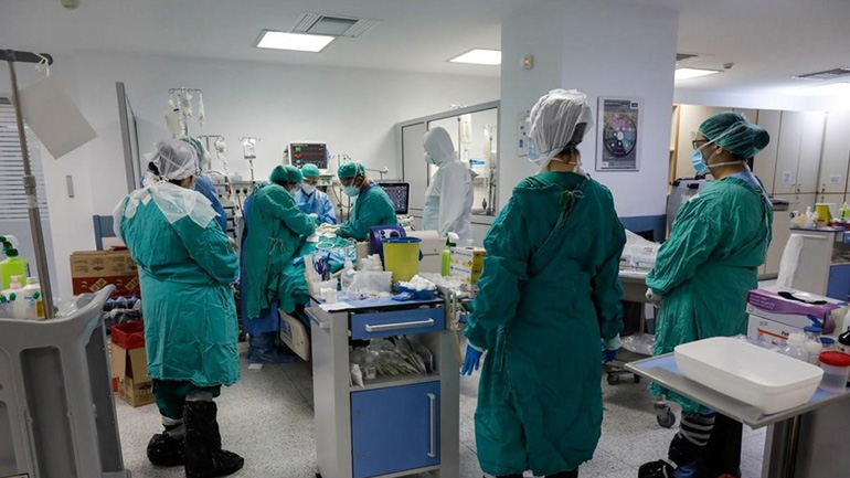 Πανελλήνιος Ιατρικός Σύλλογος: Πρέπει να δοθούν κίνητρα για να μείνουν οι νέοι γιατροί στην Ελλάδα